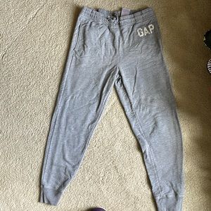 GAP Sweatpants size medium